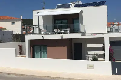 Image de Villa das Hortas: new, modern villa near beach & facilities @ Silver Coast