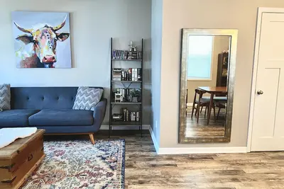 Image de Beautiful, Remodeled Home - Downtown Fort Wayne