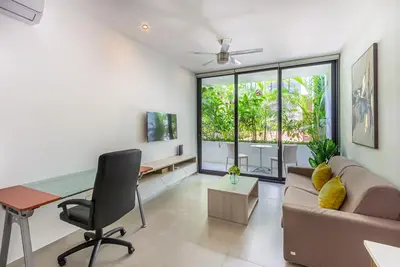 Image de Entire Apartment, Excellent Location The City 1004