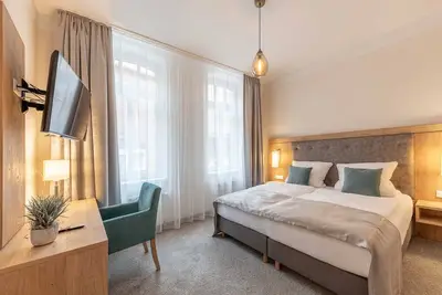Image de Superior double room 3 (ground floor right) - 24/7 self-check-in, 14008