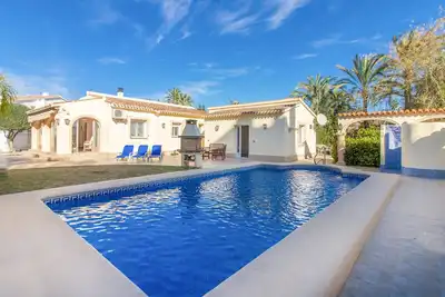 Image de Belle maison de 3 chambres à Dénia