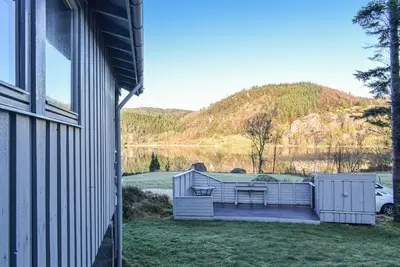 Image de Belle maison de 3 chambres à Helvik