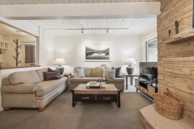 Image de The Ultimate Aspen Escape – 2br Walk to Everything!