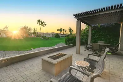 Image de The Great Escape - Indio at Indian Palms Country Club - just across from Music Festival Grounds