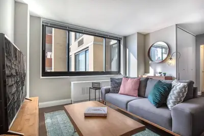 Image de Cozy Ues Studio w/ Gym + Doorman near subway by Blueground