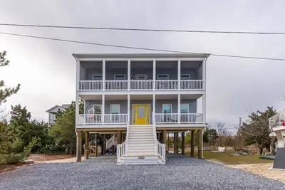 Image de 1603 Pintail Lane - Welcome to Candy Beach House!