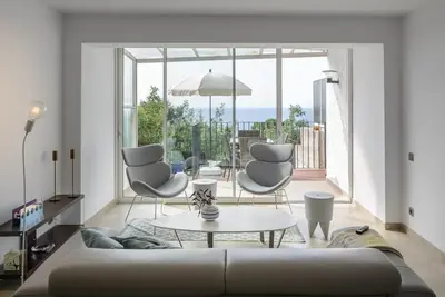 Image de Alba by Danlux Invest. Vacances face à la mer