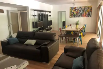220 M2 Apartment With Sauna / Center Luchon