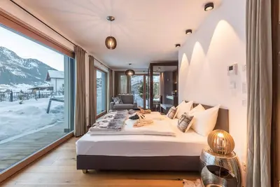 Luxueux chalet de montagne de Paruda avec vue sur la montagne et Wi-Fi