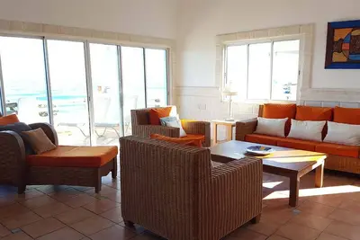 Image de 2bd beachfront penthouse with great sea views, fully equipped