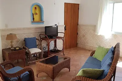 Image de 2bd condo in luxury beachfront residence, with Wi-Fi/cable Tv/pool/parking