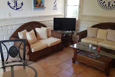 Image de Top floor 1bd condo in luxury beachfront residence