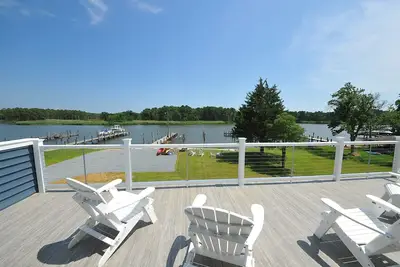 Image de Waterfront w/upper sundeck and private pier located near Rock Hall, sleeps 18.