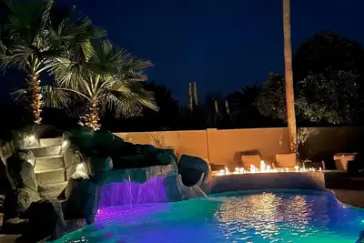 Image de Scottsdale McCormick Ranch Oasis – Heated Pool, Slide, Spa – Walk to Restaurants