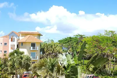 Image de If all you dreamed was new… Come visit Caribbean Blue