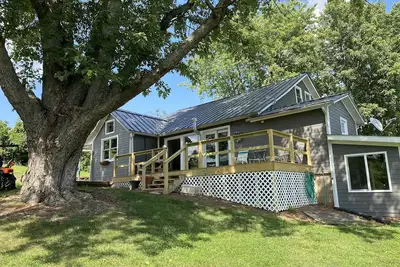 Image de Relax with nature close to Historic Marietta and the Wayne National Forest.