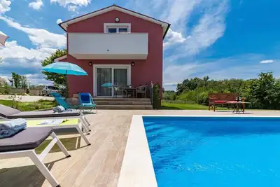 Image de Maison de vacances privée avec climatisation, piscine privée, Wifi, Tv, terrasse, vue panoramique