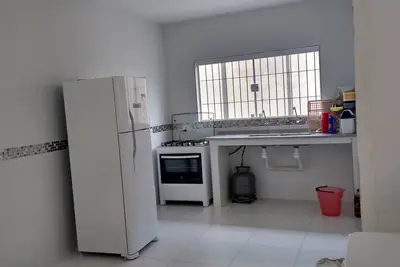 House 100 mt from the sea, air-conditioned rooms, well ventilated