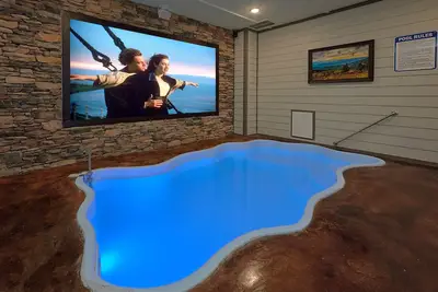 Image de Epic Pool Cabin w/ Mini Golf + Theater