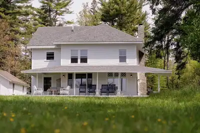 Image de Oceanfront-shore access-fire pit evenings-Acadia Np Mountain views