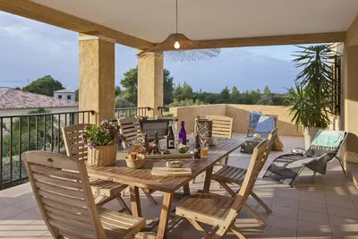 Image de Palmier, appartement  de vacances  3 chambres piscine commune chauffée