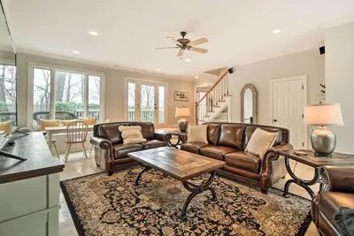 Image de Nashville Area Family Getaway w/ Private Pool!