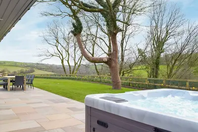 Image de 4 bedroom accommodation in Llanboidy, near Laugharne