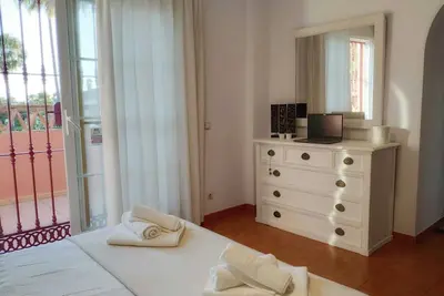 Image de private villa on the beach, very quiet