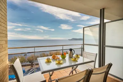 Image de Alba: Appartement en bord de mer avec vue