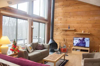 Image de Hidden Valley ski slope view by the fire! Under 20mins from 7Springs