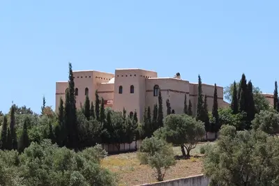 Image de Splendide villa avec Spa, Piscine, jacuzzi, terrain de tennis et salle de yoga
