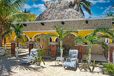Image de Rent an Entire House just Steps from the Beach in El Cuyo, Yucatan, Mexico Kt