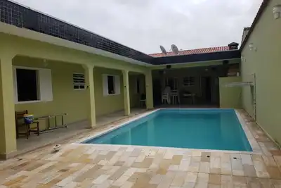 Image de House with pool and barbecue well located in Itanhaém.
