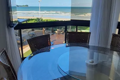 Image de Beautiful apartment facing the sea