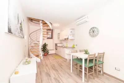 Image de The Dwelling in the Village