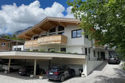 Image de Moderne Ferienwohnung Louisa für bis zu 4 Personen