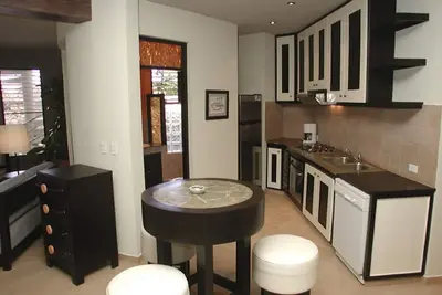 Image de 1bd flat on the beach, with pool/air conditioning/cable Tv/internet/dishwasher