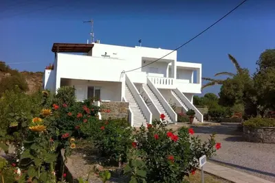 Image de Tselios Apartments & Studios **** Apartment Garden View