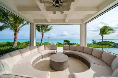 Image de Spectacular Home on a spectacular beach