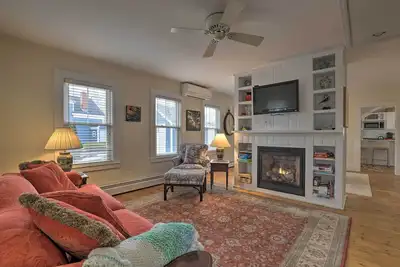 Image de Kennebunk Cottage w/ Yard < 1 Mi to Beach!