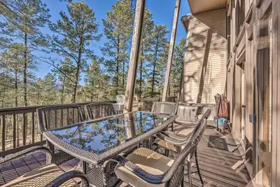 Image de Hot Tub, Game Room & Sauna: Ruidoso Hideaway!