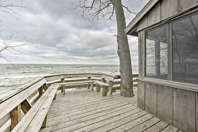 Image de Lake Michigan Waterfront Home: 1 Mile to Downtown!