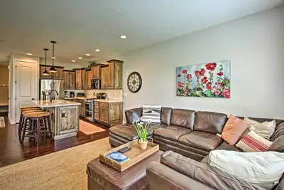 Image de Edgewater Townhome ~ 7 Mi to Snowbasin Resort