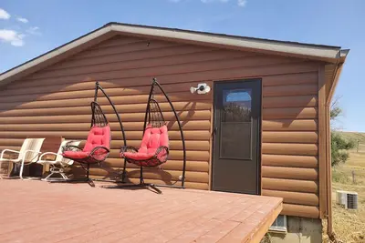 Image de Beautiful farm home close to hunting, fishing and hiking