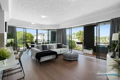 Image de Executive Three Bedroom Unit overlooking Resort Style Pool and Parking