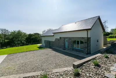 Image de Cwm Hyfryd - Quatre Chambres Maison, Couchages 8