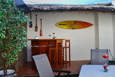 Image de Chic Modern Retreat: 3 Blocks to the Beach, Near Premier Kitesurfing Schools