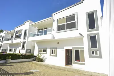 Image de 12Guests! Impressive Beach Villa! , 3bedrooms, Pool.