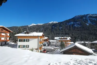 Image de Joli appartement pour 5 personnes avec Wifi, Tv, balcon, animaux admis et parking