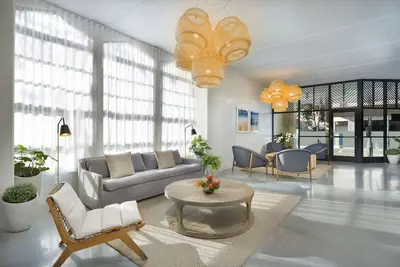 Image de Gorgeous Waikiki Destination! Kitchenette, Outdoor Pool, Steps to the Beach!